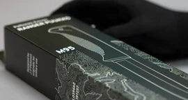 Peltonen Knives - M95 Ranger Puukko schwarz, PTFE Teflon, Kydexscheide (grün)
