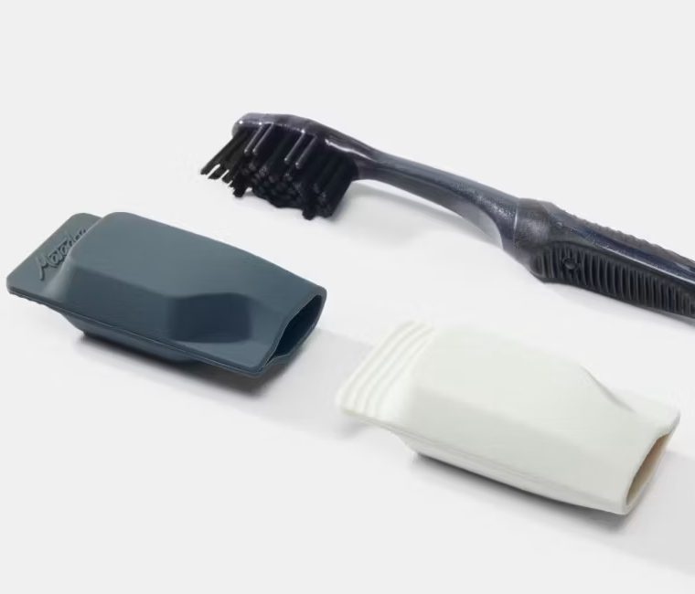 Zahnpflege-Set, Zahnputzbürste, Reisezahnbürstenkopf, Lade-/Aufbewahrungsadapter, Zahnputzhalter