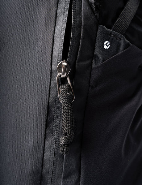Rucksack, Reißverschluss, Seitenfach, Nylon, Schwarz