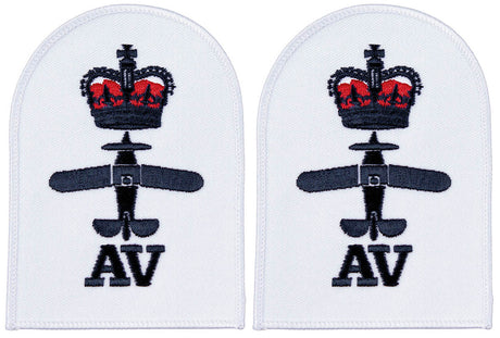 Brit. Stickabzeichen, weiss, "ROYAL NAVY, AV", neuw.