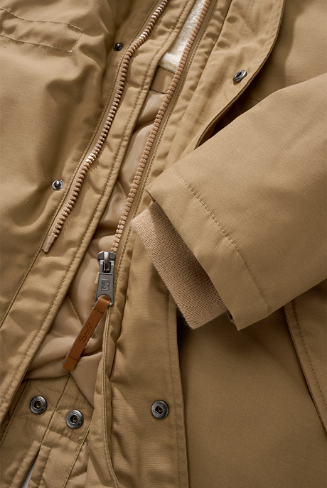 Marsh Lake Teddyparka camel