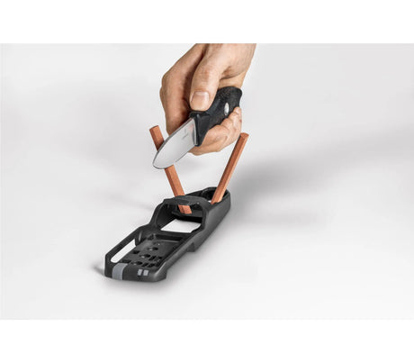 Victorinox - Venture Pro Kit