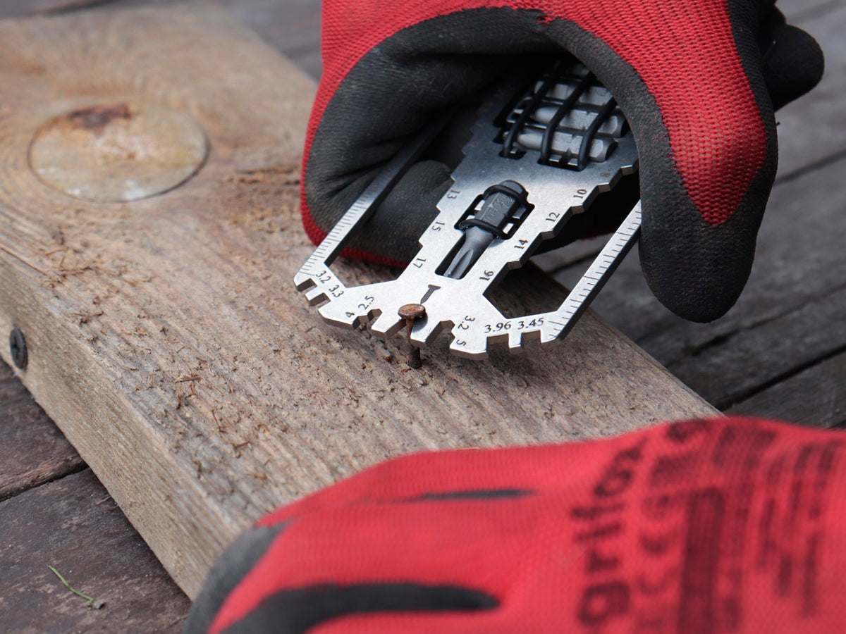 MyEDC - Multitool Pocket Card 29 in 1 mit 6 Bits