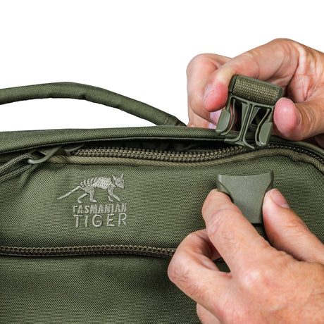 Finger, Person, Zubehör, Tasche, Handtasche