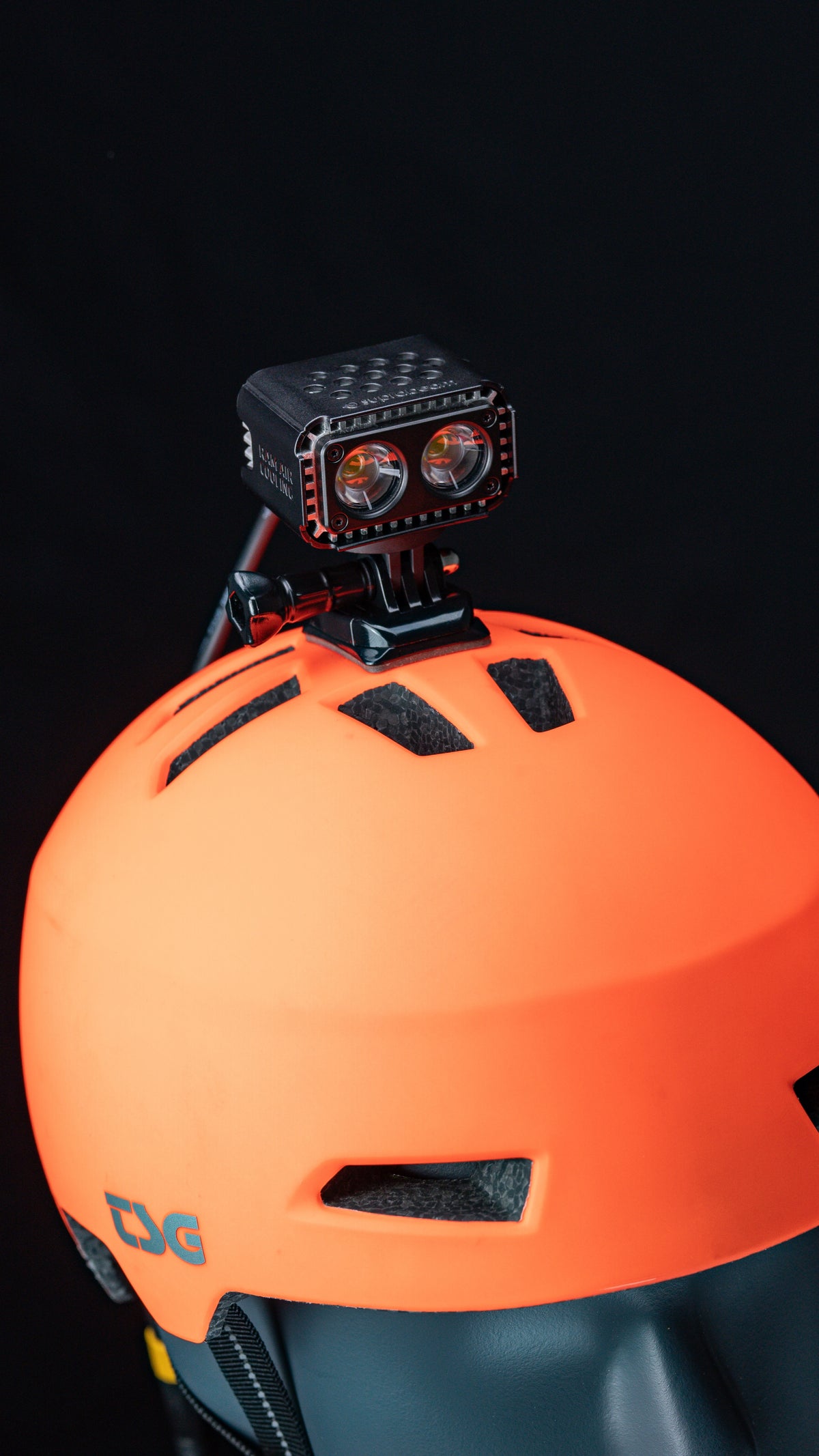 Multifunktionslampe B6r Ultimate 36 Wh (4200 Lumen)
