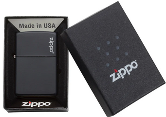 Zippo Feuerzeug - Black Matte Zippo Logo (schwarz matt)