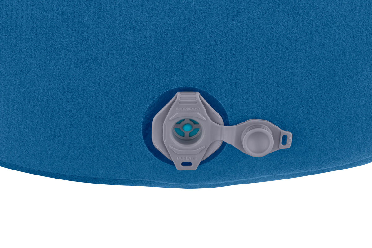 Reisekissen Aeros Premium Deluxe blau