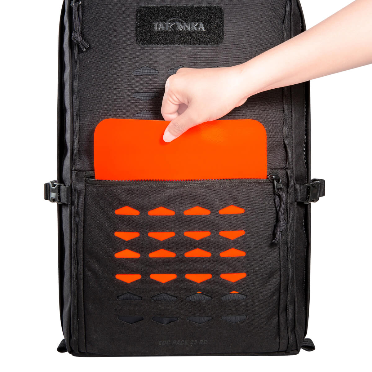 Rucksack, Rucksack, Vorderfach, roter Einschnitt, Karteneinschub, Mesh-Tocket