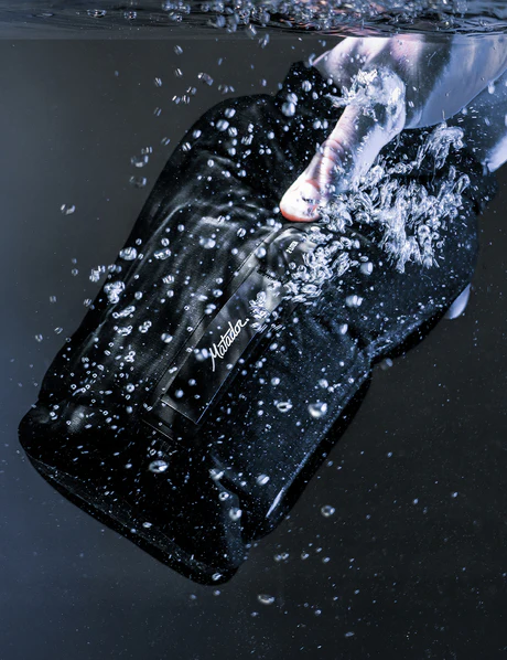 Handgepäck Tasche, Wasserdichte Tasche, Tauchbeutel, Schwarze Tasche, Reißverschlussfach