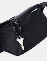 Tasche, Reißverschluss, Vorderer Reißverschluss, Schlüsselanhänger, schwarzer Stoff