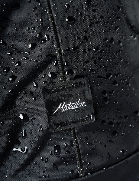 Regenmantel, Hardshell, Nassschutz, Logo-Marke, Nähte